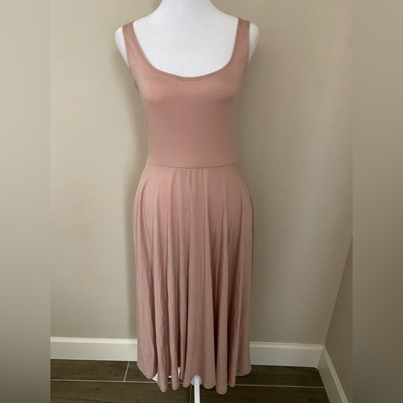 NEW Reformation Rou Midi Dress Blush Pink Size Medium - Picture 5 of 7